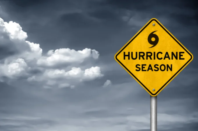 Houston hurricane season warning signs for all people who lives in Houston, TX
