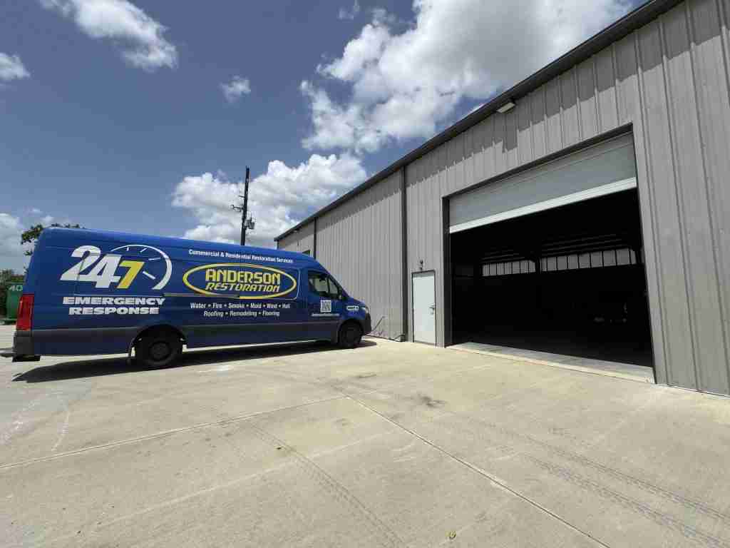 24/7 emergency van for restoration services in TX and its surrounding areas from Anderson Restoration.
