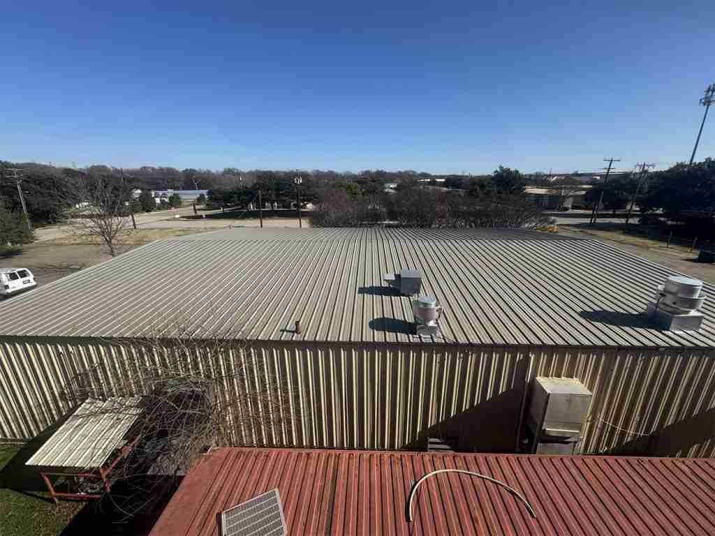 Roof Types and Damage Patterns Across Commercial Properties
