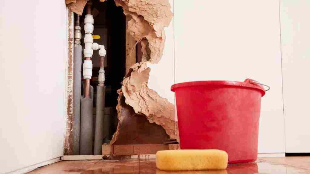 Burst Pipe Water Damage Cleanup in Houston